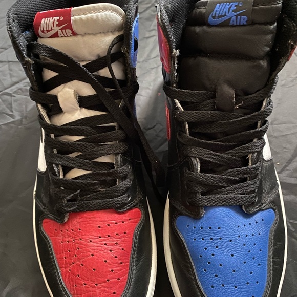 Air Jordan 1 Retro High OG Top 3 (2016) main image 9